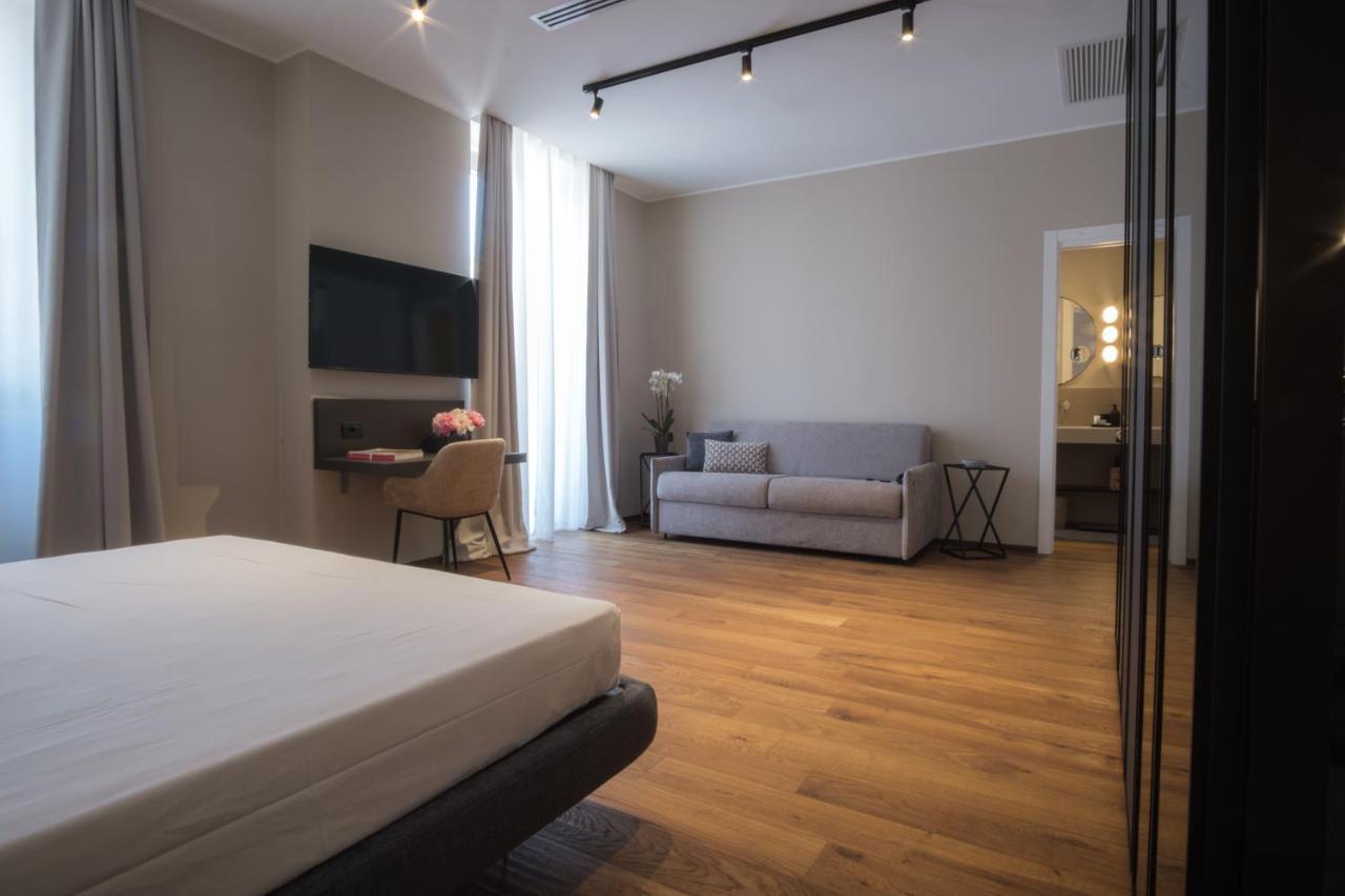Palazzo Danisi Rooms&Suites Бари Экстерьер фото