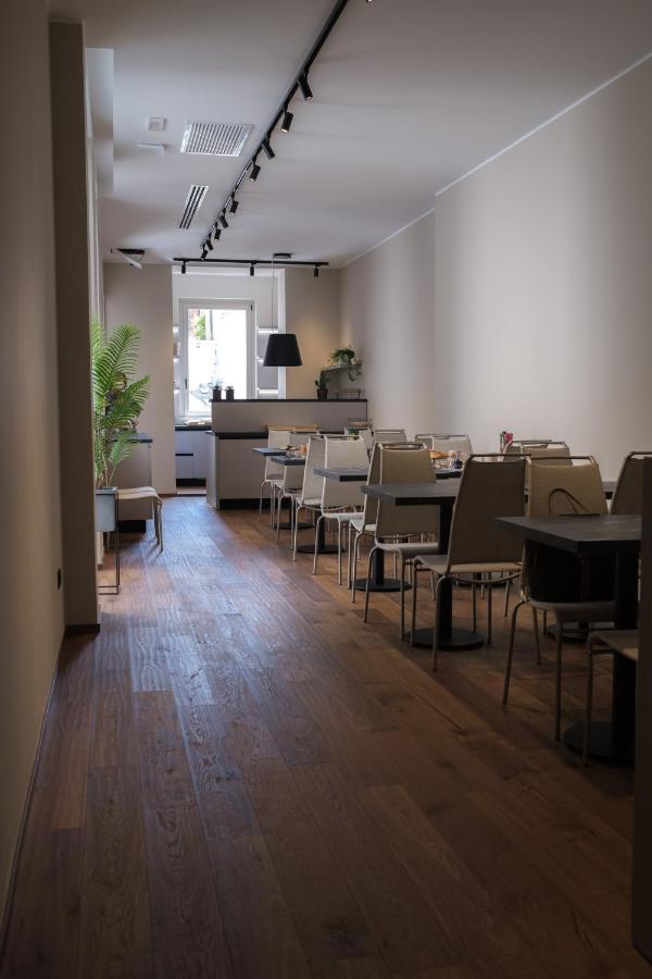 Palazzo Danisi Rooms&Suites Бари Экстерьер фото